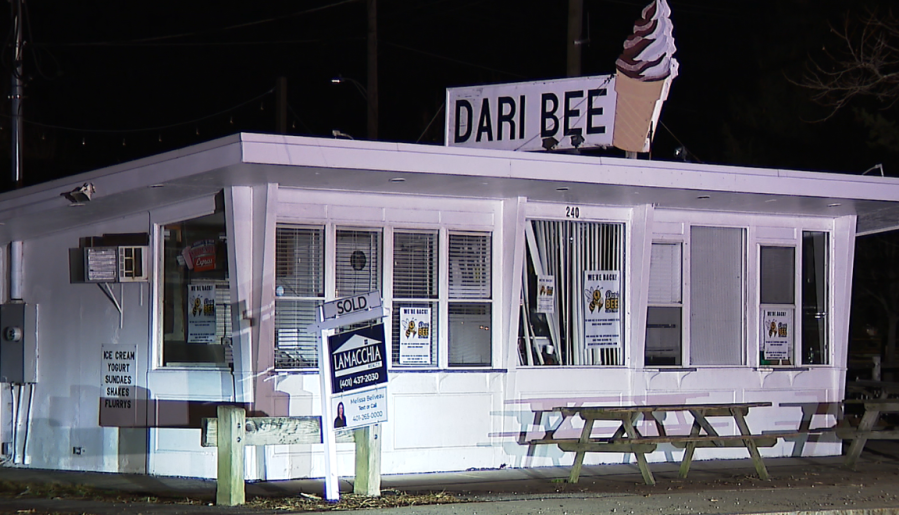 East Providence ice cream shop under new ownership