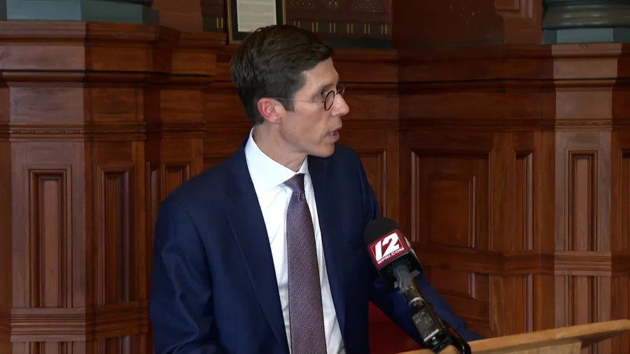 In second veto of first term, Smiley rejects City Council’s rent control ordinance