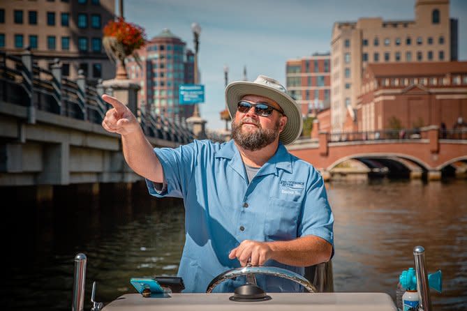 City Sights by Sea: Narrated Boat Tours of Providence